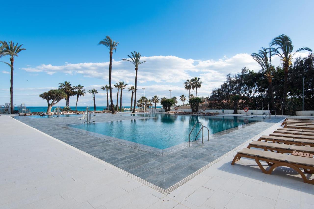Aloha Puerto Private Apartment 1St Line Carihuela Beach Torremolinos Exterior foto